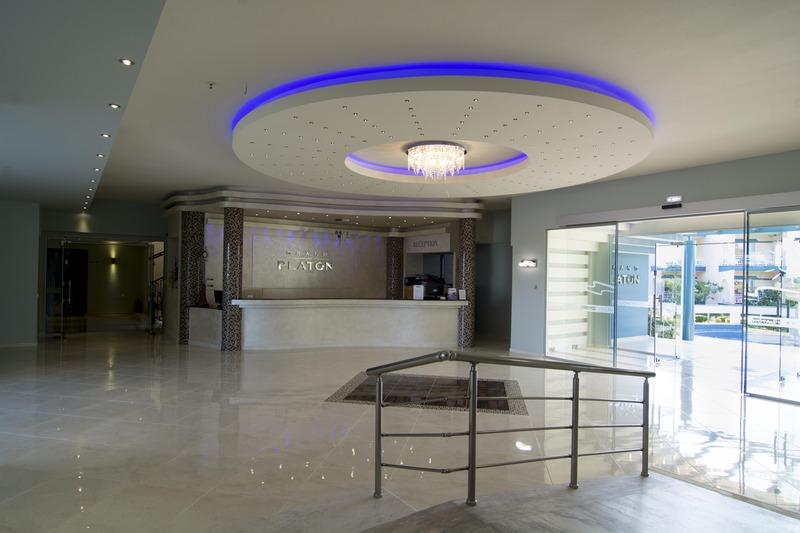 Grand Platon Hotel Olympiakí Aktí Exterior foto